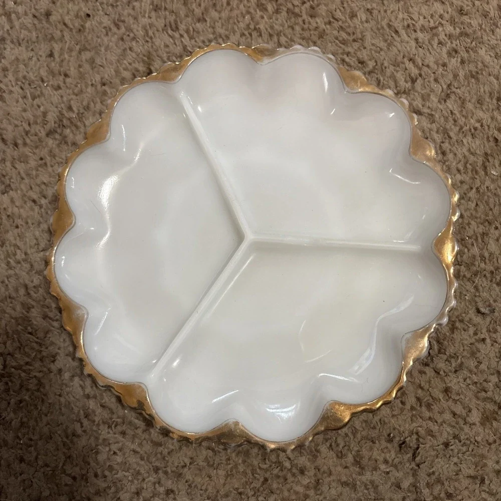 Vintage 3 Section White Milk Glass Serving Plate Relish Dish Tray Gold Trim 10